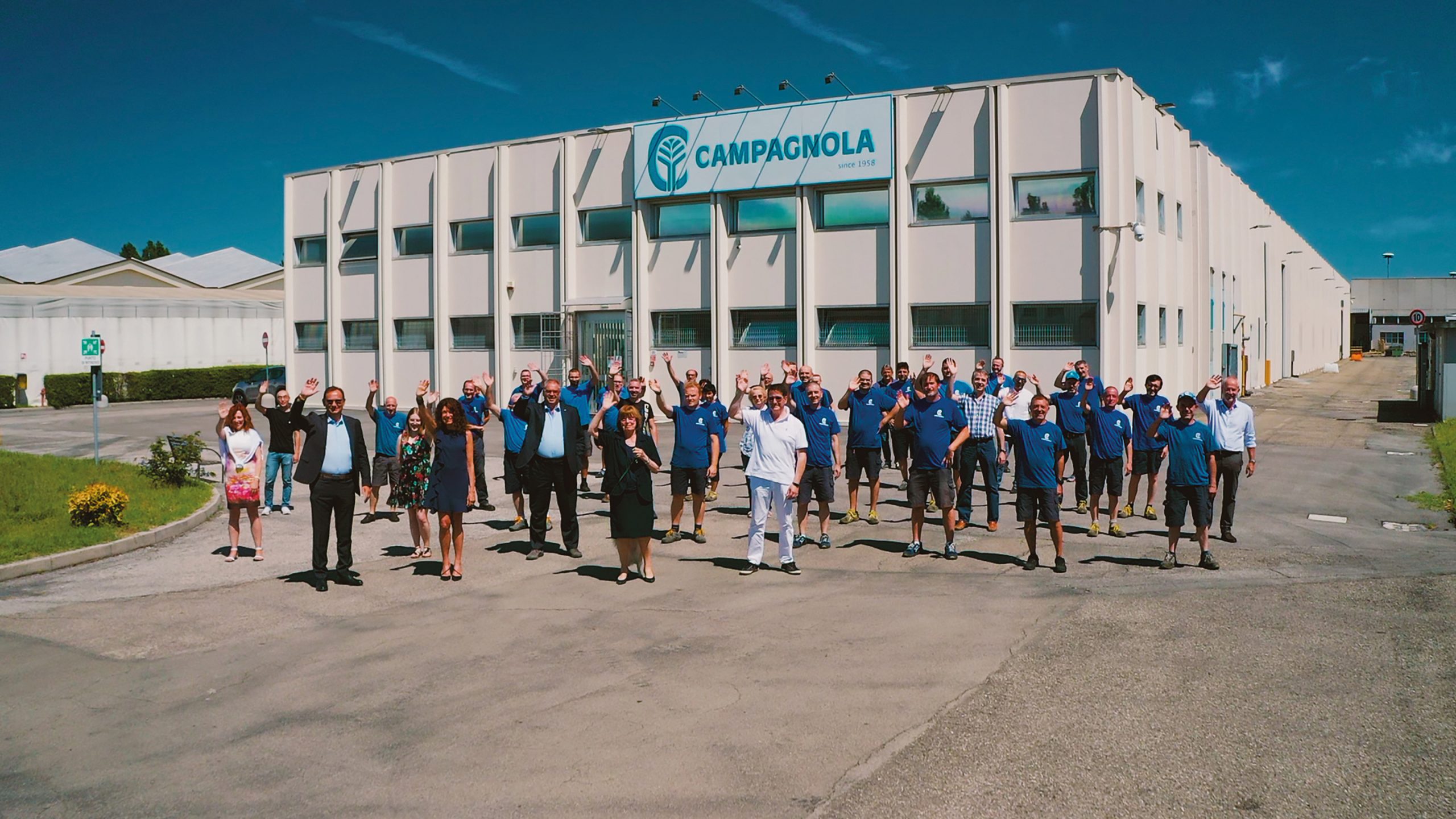 CAMPAGNOLA: PRIMA IL LAVORO, POI TUTTO IL RESTO